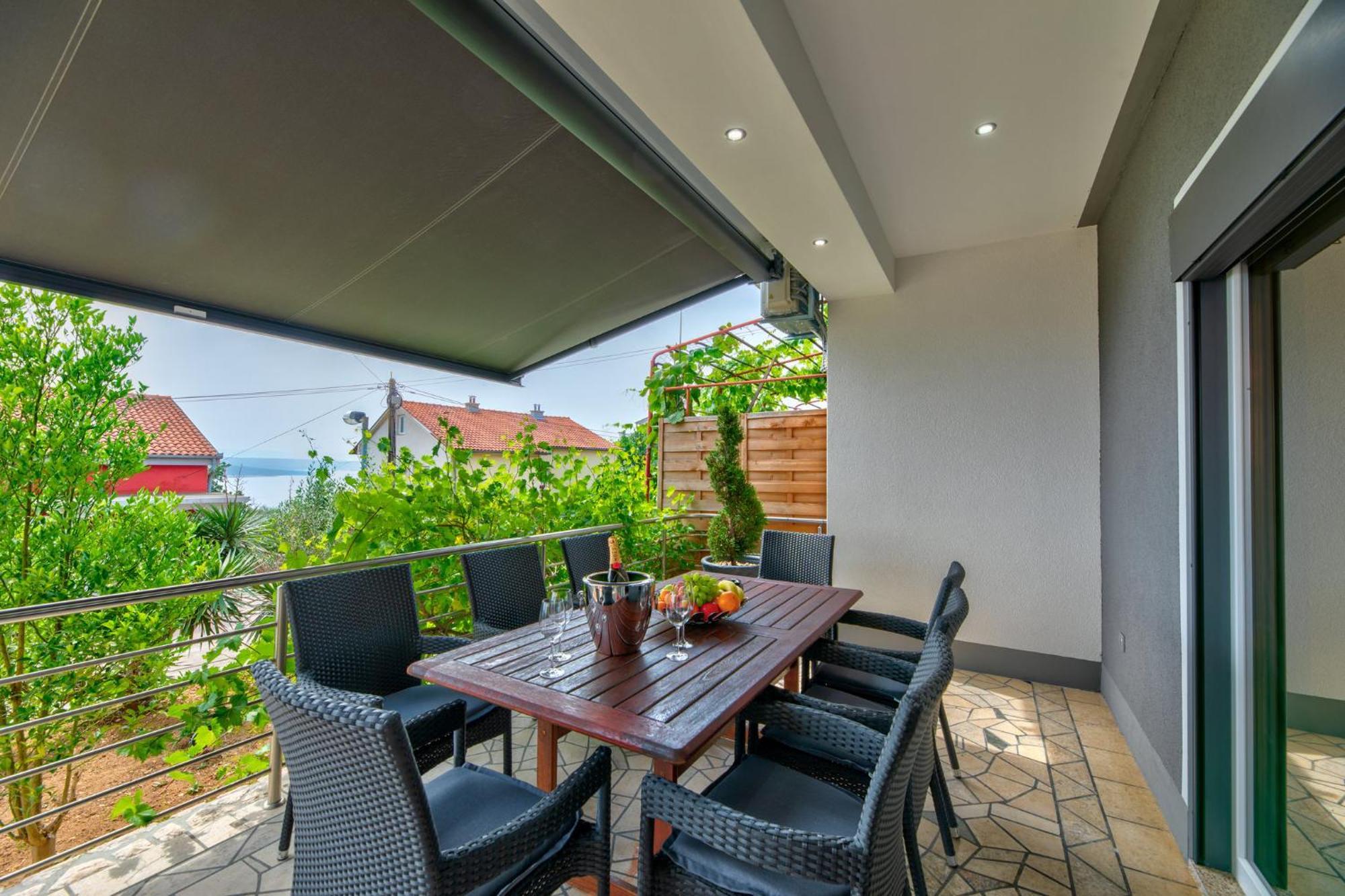 Villa Vivien Crikvenica Exterior photo
