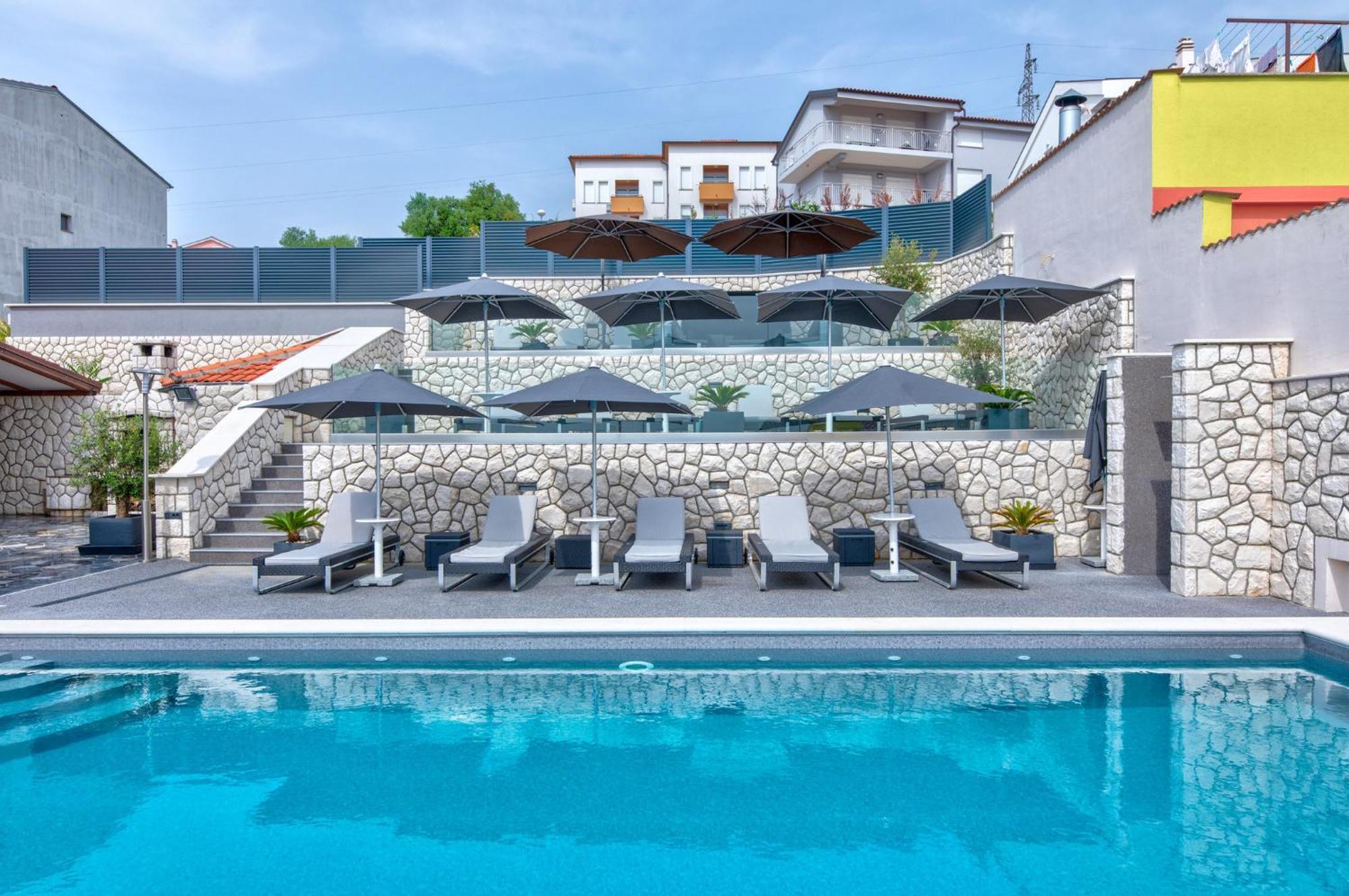 Villa Vivien Crikvenica Exterior photo