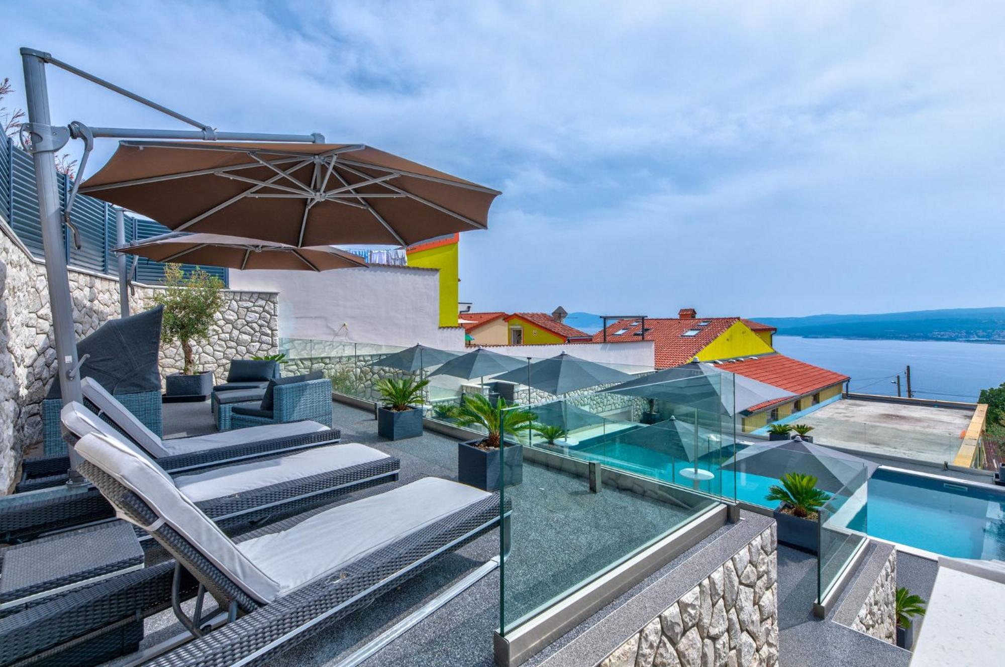 Villa Vivien Crikvenica Exterior photo